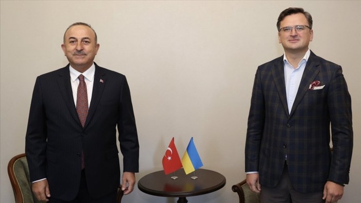 Mevlüt Çavuşoğlu, Ukraynalı mevkidaşı ile görüştü