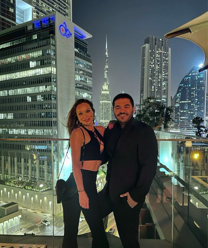 Ebru Şallı ve Uğur Akkuş Dubai tatiline çıktı