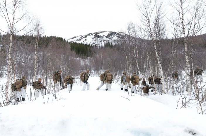 Norveç'te soğuk hava koşullarındaki NATO tatbikatı sürüyor
