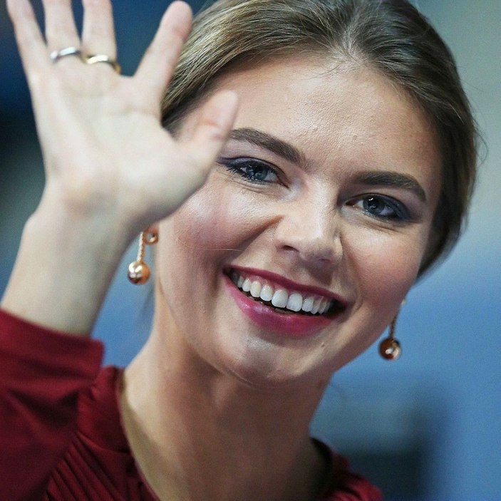 Putin'in gönlünü kaptırdığı gizli aşkı Alina Kabaeva bakın kim çıktı! Sığınakta saklıyor...
