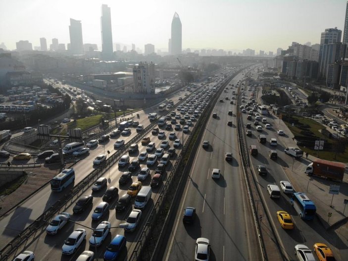 İstanbul’da trafik yüzde 60’ı buldu