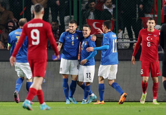A Milli Takım, İtalya'ya 3 golle mağlup oldu