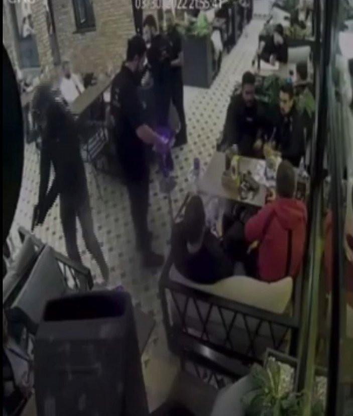 Beykoz'da kafeye silahlı saldırı: 1 ölü
