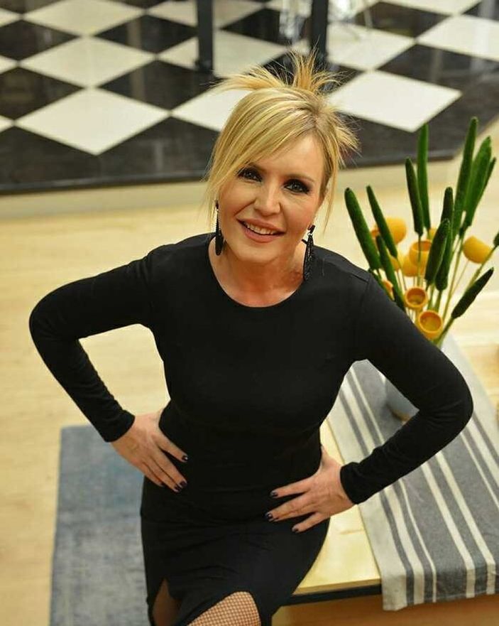 'Doktorum sağolsun' diyen Seda Akgül'ün makyajsız halini kimse tanıyamadı! 'Lolita olmuşsun'