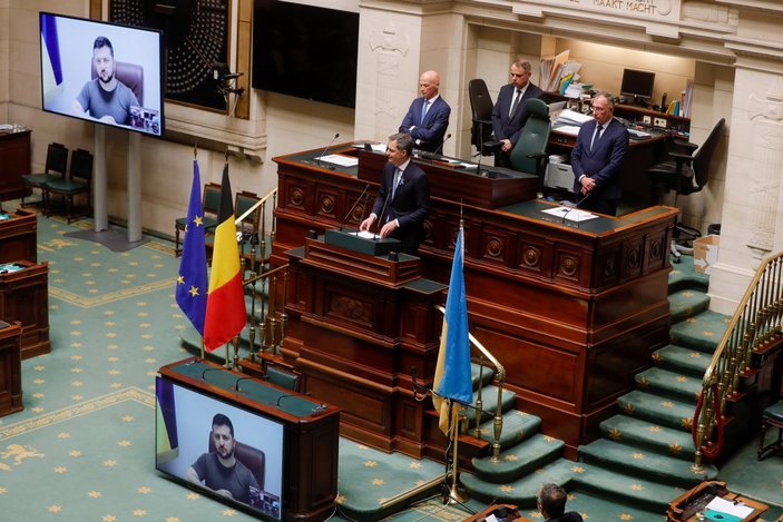 Ukrayna Devlet Başkanı Zelensky: Barış elmastan daha değerli