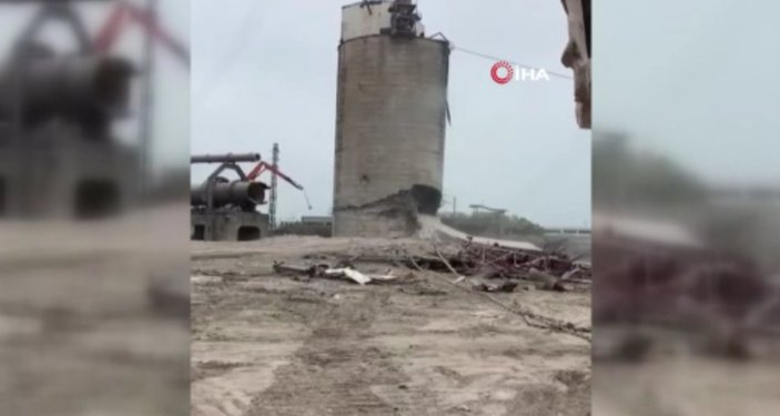 Tayvan’da çimento kulesi planlananın aksi yönüne çöktü