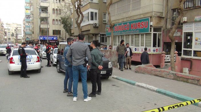 i Şanlıurfa'da polise ateş açan şahıs vurularak etkisiz hale getirildi
