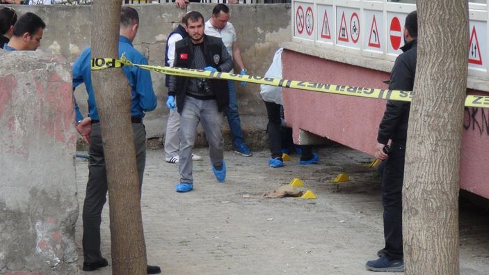 i Şanlıurfa'da polise ateş açan şahıs vurularak etkisiz hale getirildi