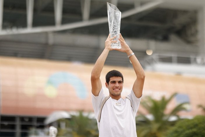 Miami Açık Tenis Turnuvası'nda 18'lik Alcaraz şampiyon