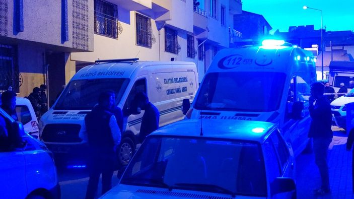 d Elazığ'da kaynanası ve baldızını öldürüp bir çocuğu da ağır yaraladı