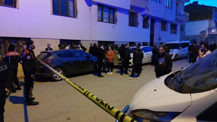 d Elazığ'da kaynanası ve baldızını öldürüp bir çocuğu da ağır yaraladı