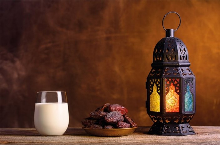 Ramazan imsakiyesi 2022: 4 Nisan Pazartesi iftar saat kaçta? Tüm illerin iftar saatleri