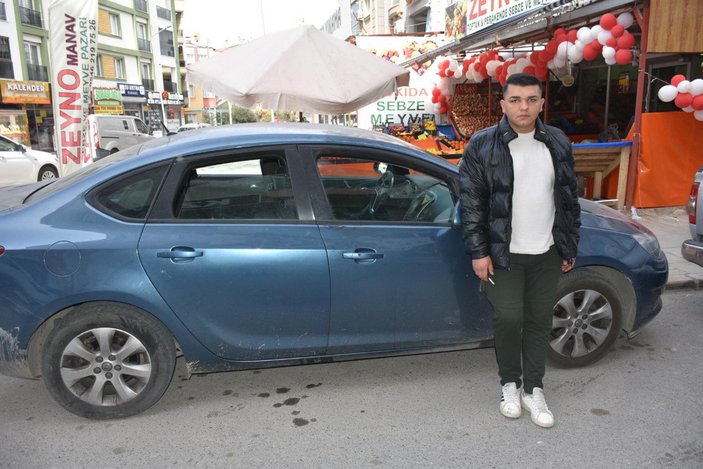 İzmir’de uyuyan sürücünün altınları ile 2 cep telefonu çalındı
