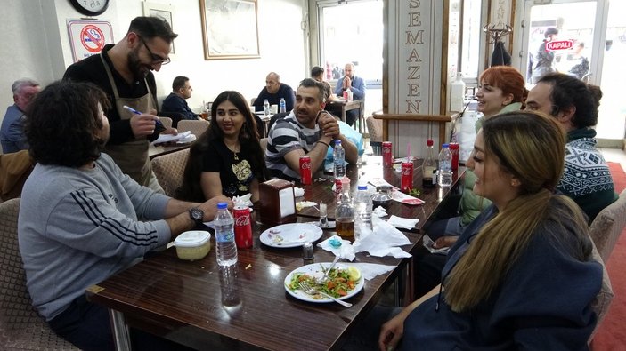 60 bin İranlı turist, Van’da esnafın yüzünü güldürdü