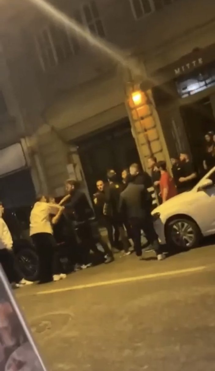 Karaköy’deki gece kulübünde fenomenler arasında kavga