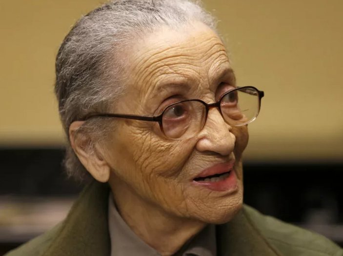 ABD'de yaşayan kadın 90 yaşında işe girdi, 100 yaşında emekli oldu