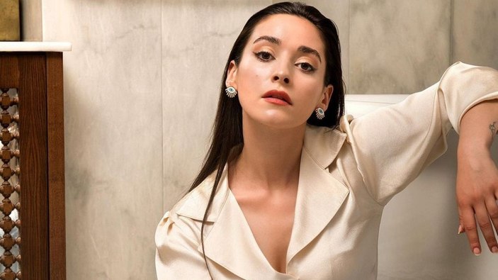 Gönül Dağı Veysel'in biricik aşkı Cemile'yi bir de Instagram'da görün! Mini elbiseli pozları nefes kesiyor...