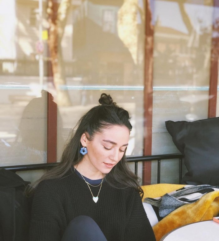 Gönül Dağı Veysel'in biricik aşkı Cemile'yi bir de Instagram'da görün! Mini elbiseli pozları nefes kesiyor...