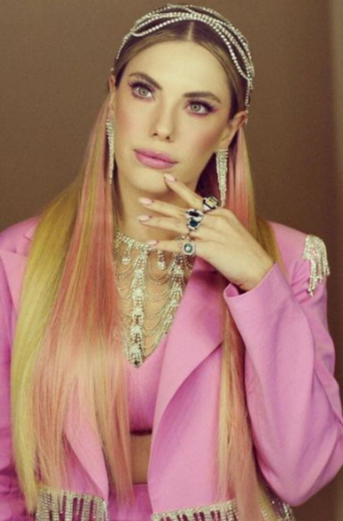 Yasak Elma'nın Yıldız'ı Eda Ece'den kahreden haber! Sosyal medyadan duyurdu, hayranları üzgün...