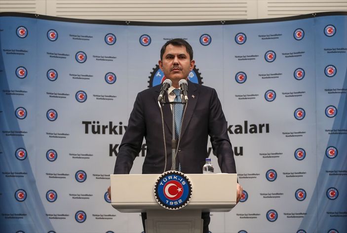 Murat Kurum, atık toplayıcılarının şartlarına ilişkin yeni düzenleme yapacaklarını bildirdi
