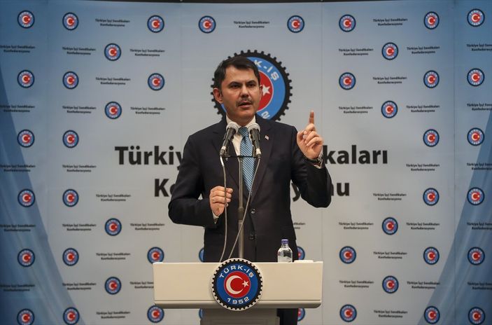 Murat Kurum, atık toplayıcılarının şartlarına ilişkin yeni düzenleme yapacaklarını bildirdi