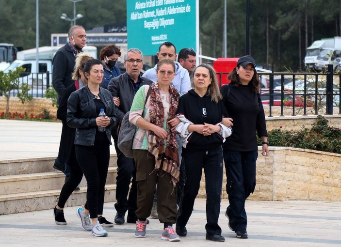 Antalya’da genç turizmci girdiği miyom ameliyatından çıkamadı