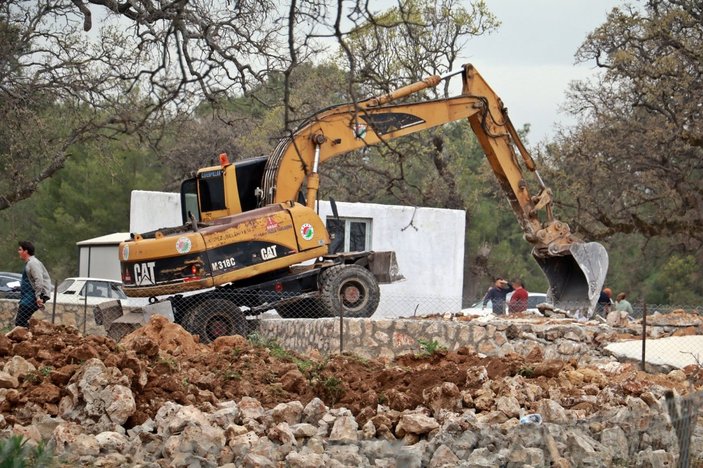 Antalya'da yıkım anlaşmazlığı çıkan arazide arbede yaşandı