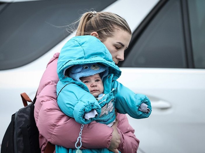 AP'den Ukraynalı mültecileri ağırlayan AB ülkelerine yardım