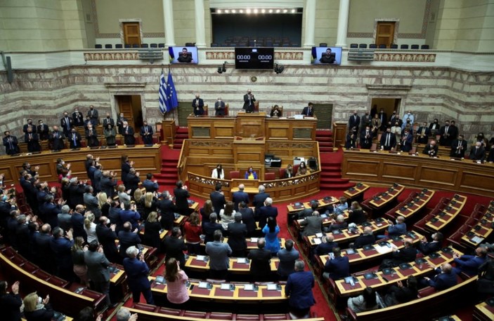 Zelensky, Yunanistan Parlamentosu'na seslendi