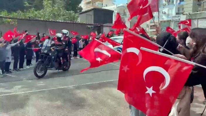 Antalya'da kavga ihbarıyla okula giden polisler sürprizle karşılaştı