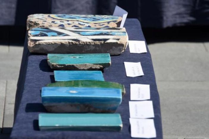 Mevlana Müzesi'nin Kubbe-i Hadra'sının yeni çinileri döküldü