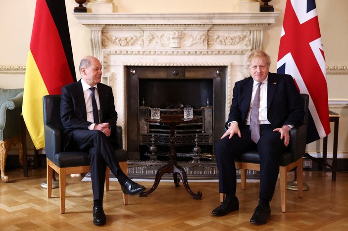 Boris Johnson, Olaf Scholz ile görüştü