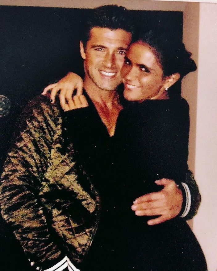 Hakan Ural Sibel Can'dan sonraki eşi Ezgi Ural'ı paylaştı, görenlerin nutku tutuldu! Yok böyle bir güzellik...