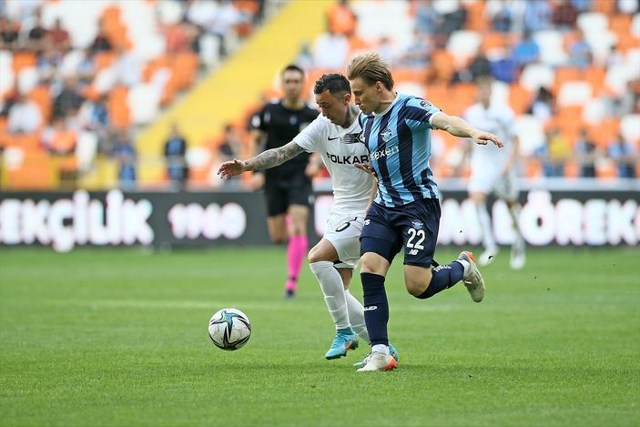a Adana Demirspor, Altay'ı 3 golle mağlup etti