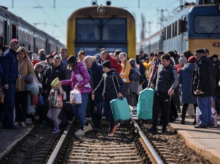 Ukrayna'yı terk eden mültecilerin sayısı 4,5 milyonu aştı