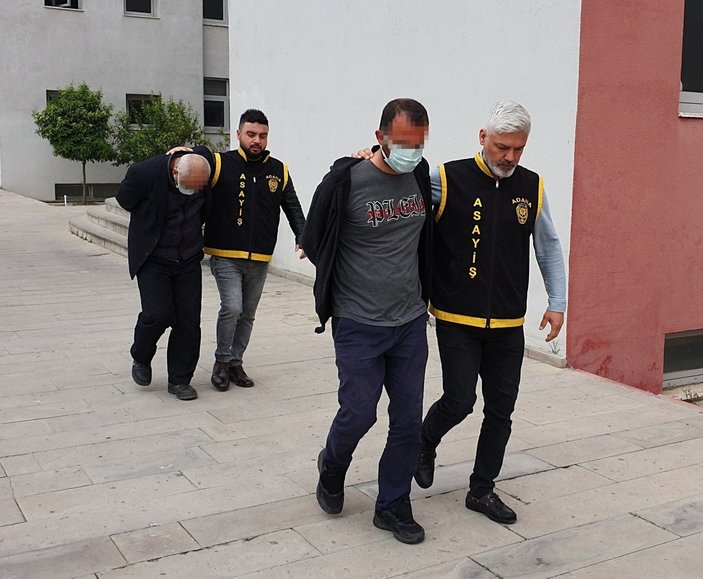 Adana'da dedektörlü altın hırsızları yakalandı
