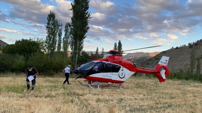 Fahrettin Koca: 1588 hastanın nakli uçak ve helikopterle yapıldı