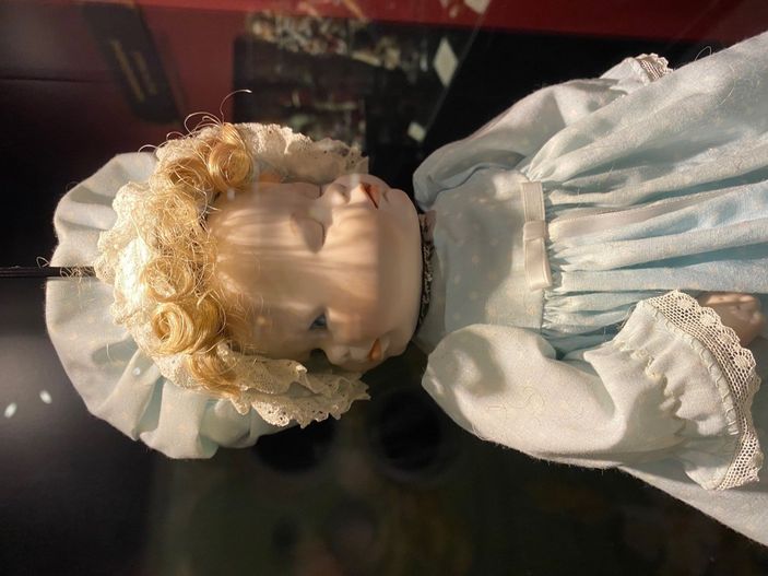 Tarihten günümüze bebek kültürü sergisi