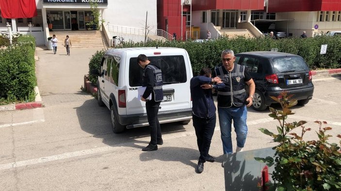 Adana’da, ATM’de yaşlıları ve engellileri dolandıran şahıs yakalandı