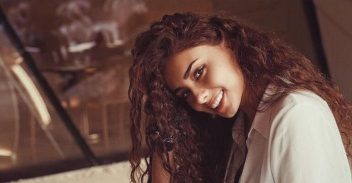 Özcan Deniz yeni aşkıyla havuz keyfi yaptı, o kareler sosyal medyayı yıktı! 'Ramazan ayındayız pes ya'