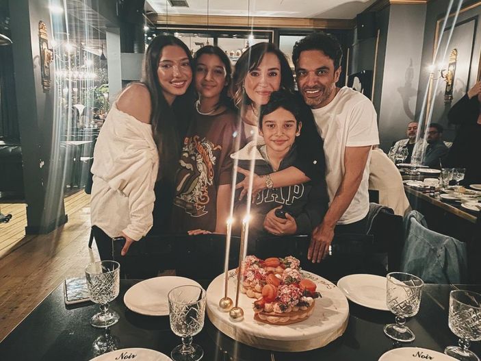 Yargı'nın Eren Komiser'inin 22 yıldır aynı yastığa baş koyduğu eşine bakın! Güzelliğiyle parmak ısırtıyor