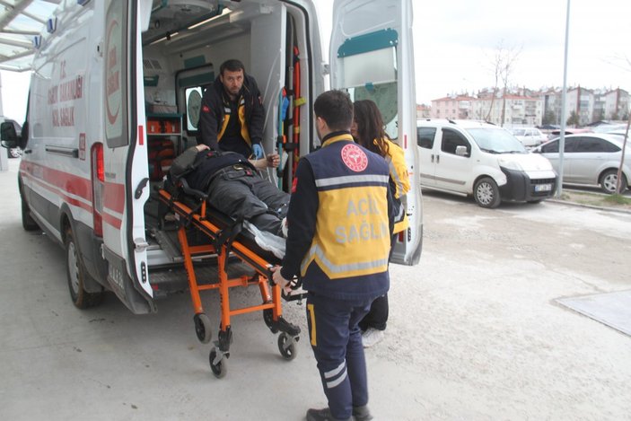 Konya'da tüfek ustası kazayla kendi ayağını vurdu