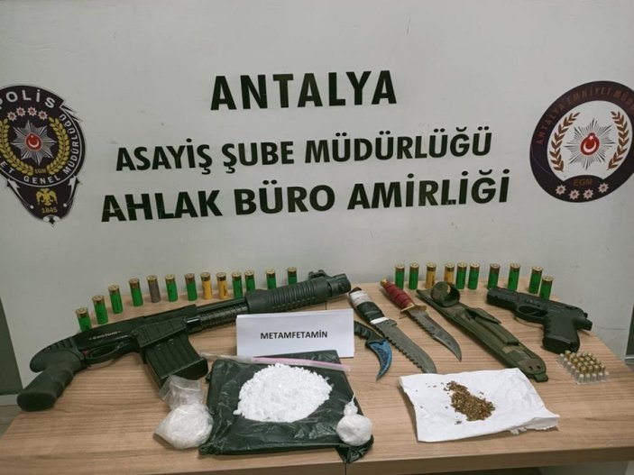 Antalya’da fuhuş operasyonunda 7 mağdur kadın kurtarıldı