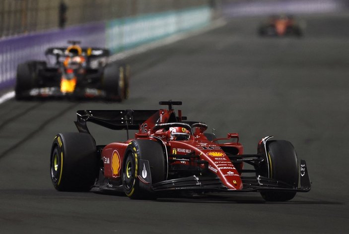 Formula 1'de Ferrari fırtınası