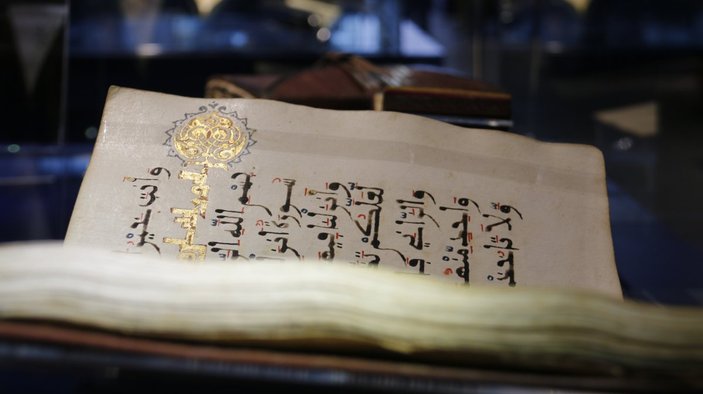 Atatürk Kültür Merkezi'nde 70'ten fazla el yazması Kur'an