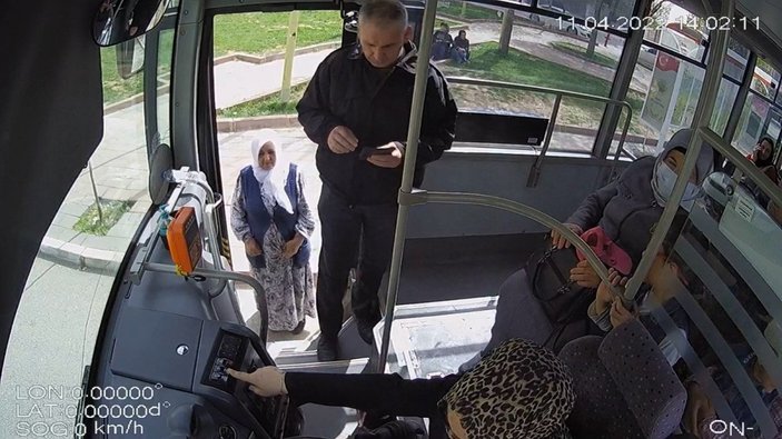 Siirt'te otobüste baygınlık geçiren yolcu
