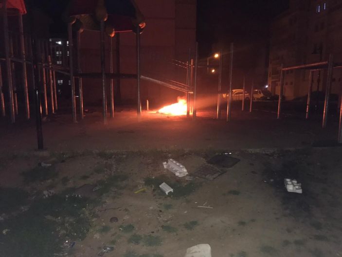 Mardin'de çocuk oyun parkını ateşe verdiler