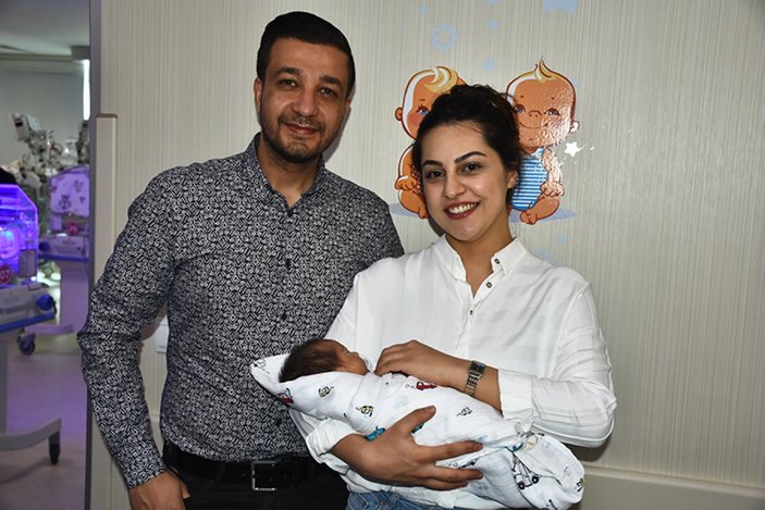 Konya'da, bağırsakları göğüs boşluğunda doğan bebek sağlığına kavuştu