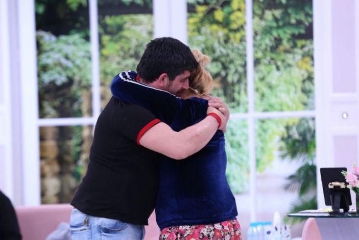 Esra Erol, 60 gündür kayıp olan Hülya'yı buldu