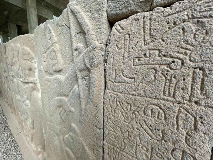 Osmaniye'de çift dilli yazıtlar UNESCO Dünya Belleği Kütüğü'ne alındı